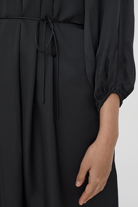 SHORT BELTED DRESS BLACK 4