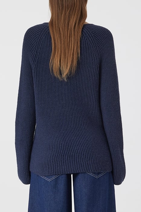 V NECK LONG SLEEVE SPACE BLUE 2