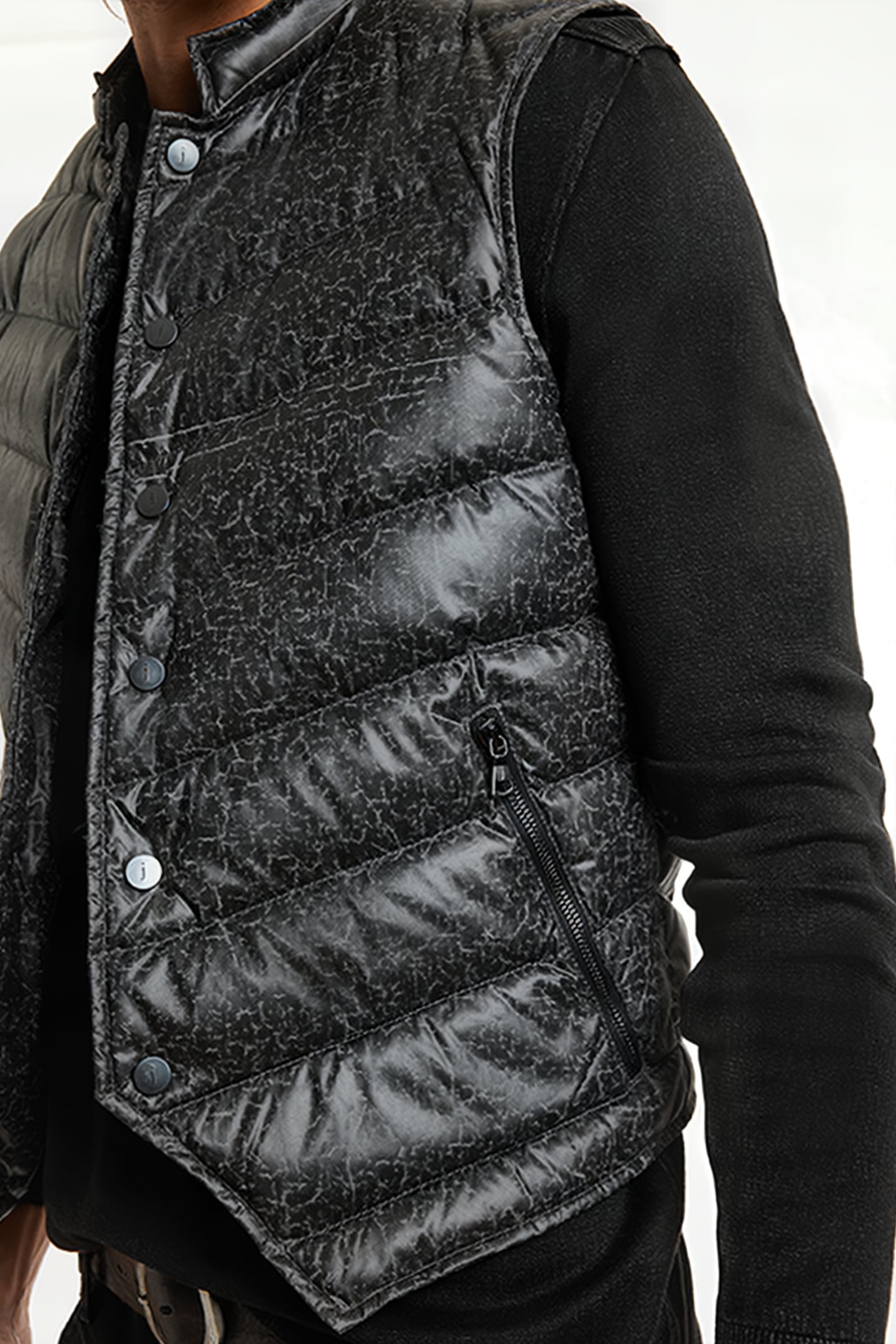 SNAP DOWN CLOSURE VEST SEAL GREY 3