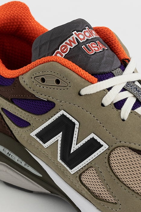 M990BT3 SNEAKERS IN BROWN / GREY 7