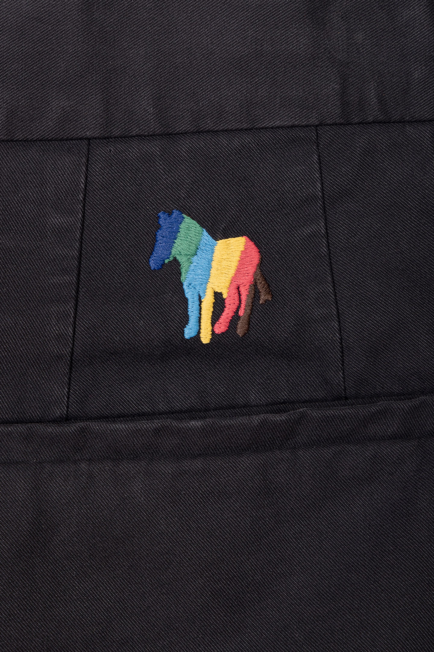 MENS MID FIT CLEAN CHINO ZEBRA EMB BLACK 7