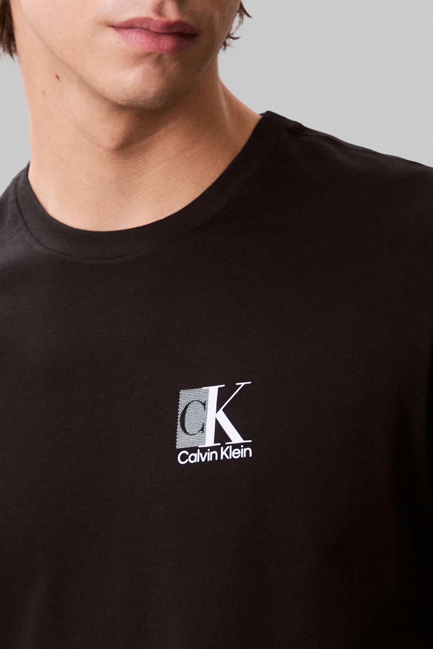 SS 30S EU SP CK ABST BLACK 5