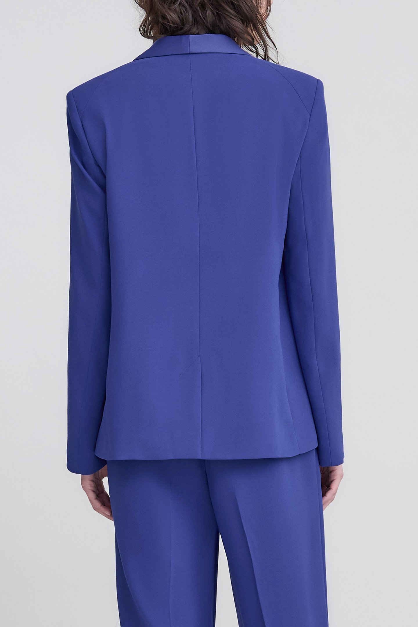OVERSIZED SHAWL COLLAR SUIT JACKET IN ROYAL BLUE 2