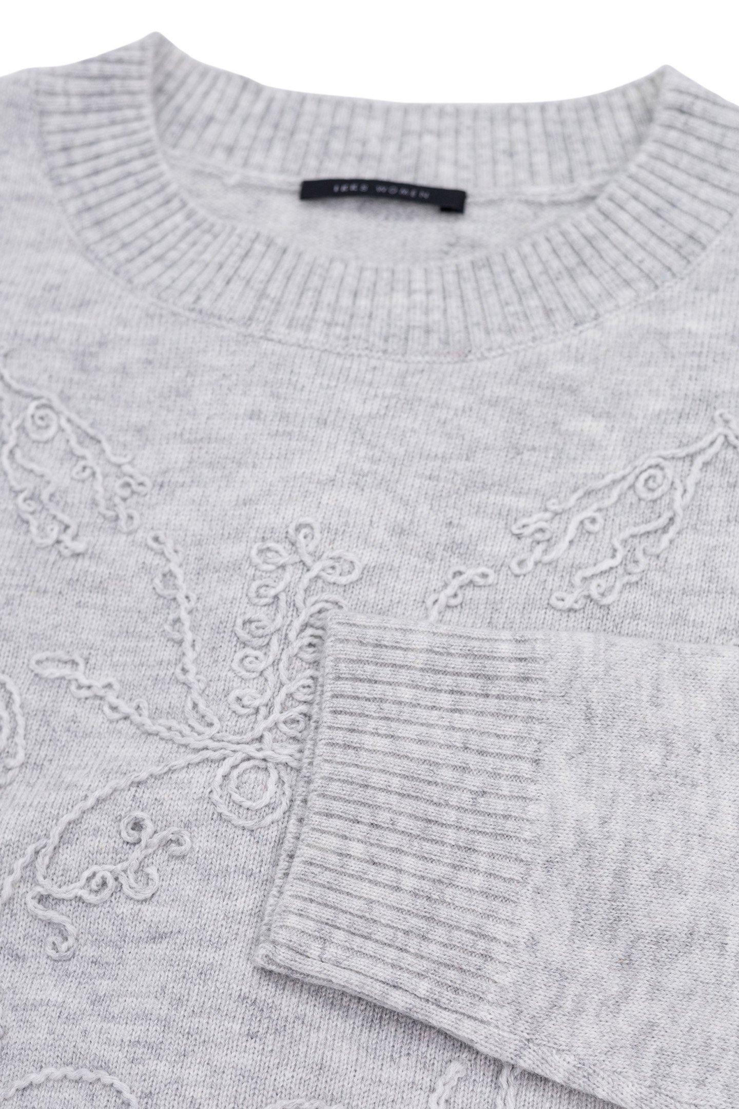 GREY KNIT SKULL SWEATER 7