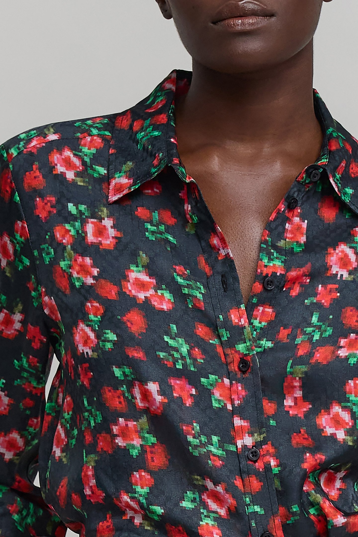 FLOWER PIXEL PRINT BLACK SHIRT 5