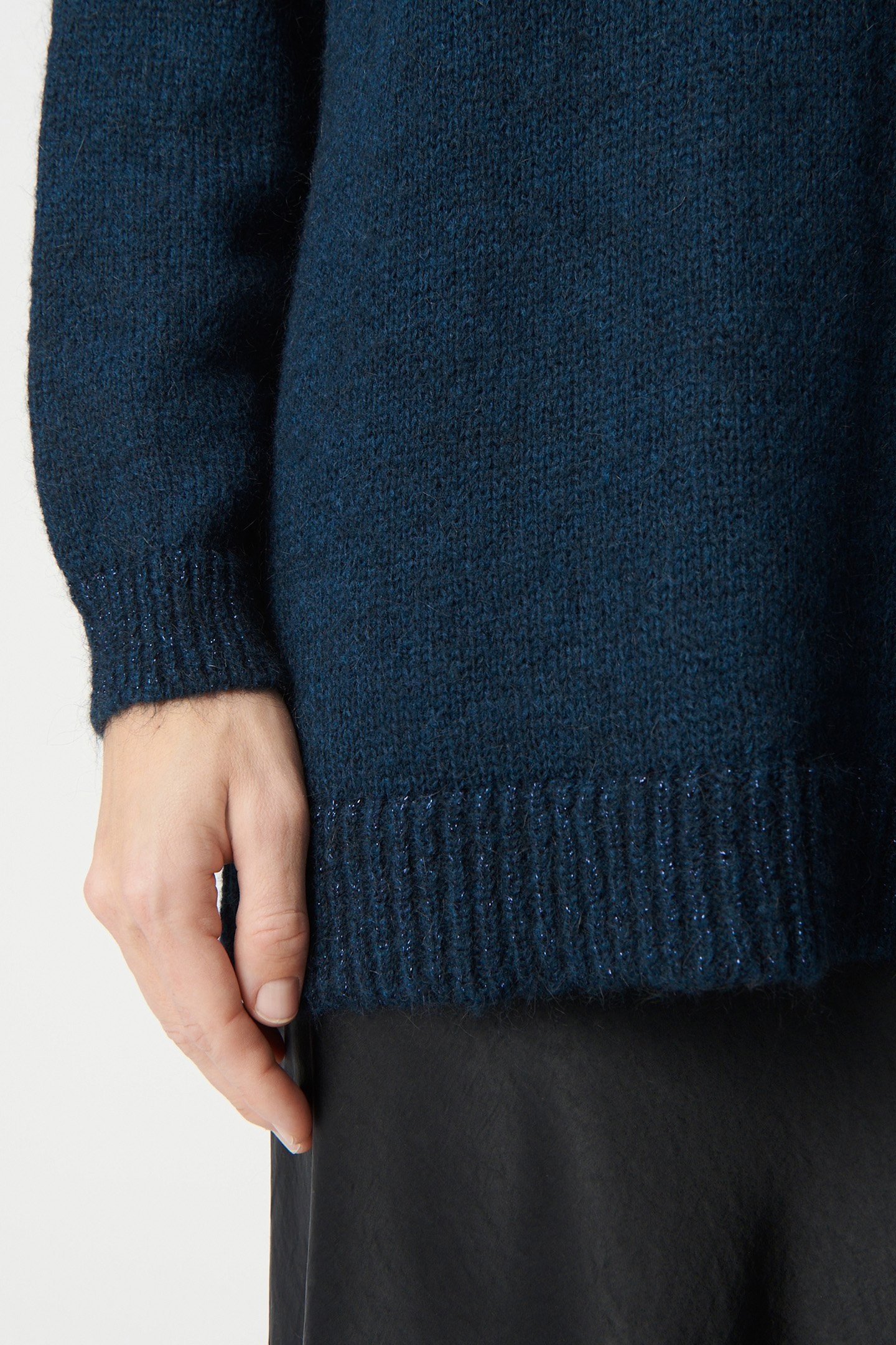 NAVY RIB-KNIT TURTLENECK SWEATER WITH LUREX TRIM 7