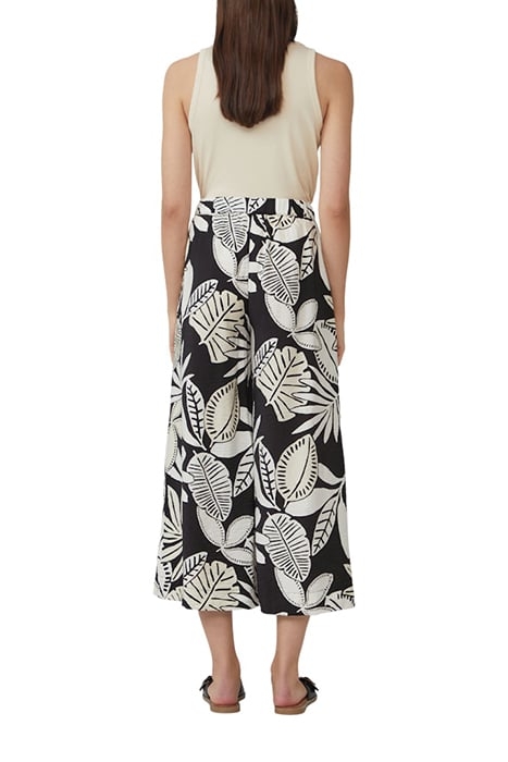 S.OLIVER SHORTS BLACK 3