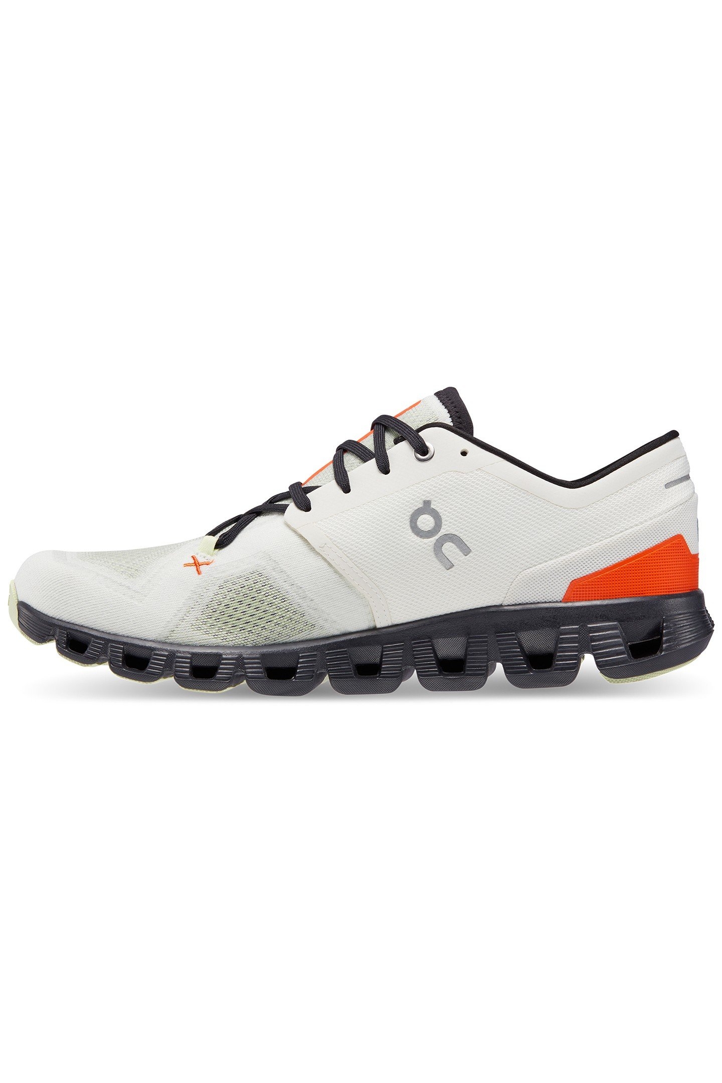 CLOUD X 3 IVORY FLAME 6