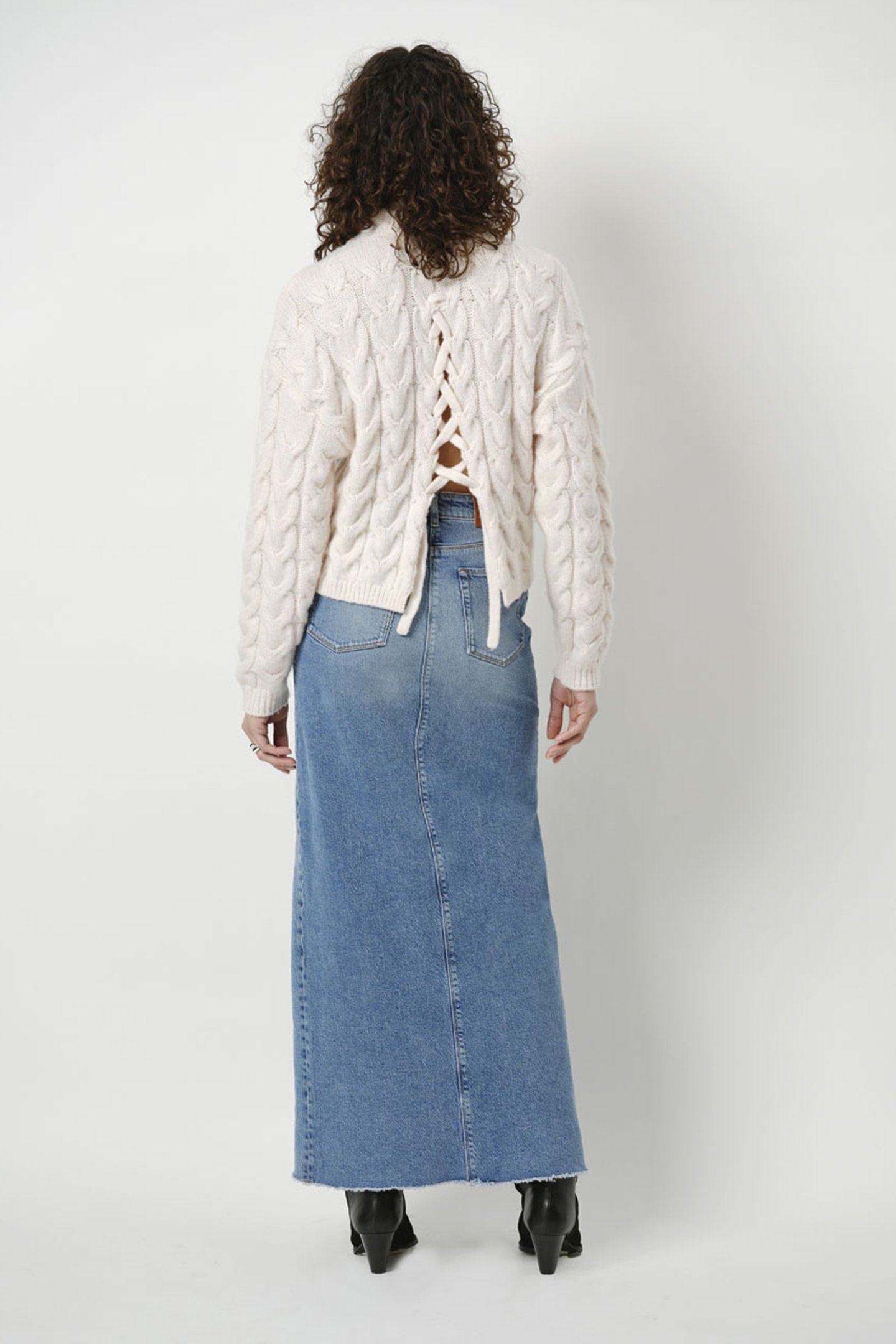 ROSS OPEN-BACK SWEATER BUTTER CREAM 2