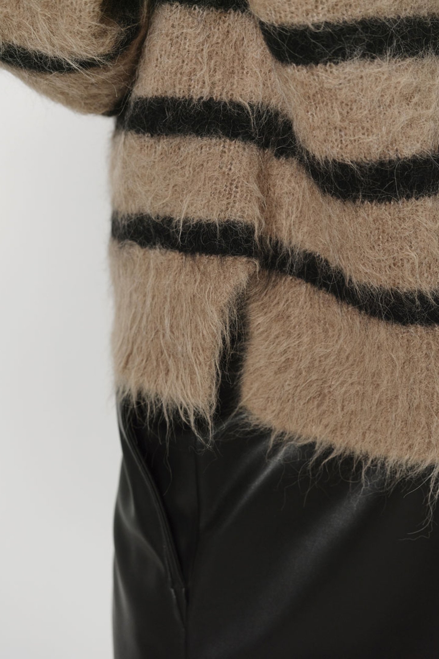 ADDAX STRIPE SWEATER HAZELNUT HAZE 6