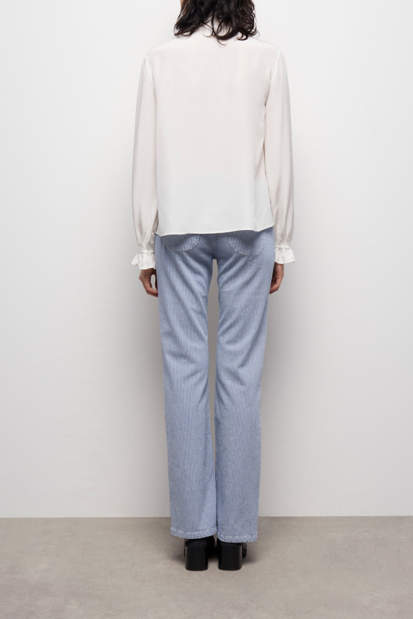 TOP A LONG SLEEVES COL SMOCKE WHITE 2