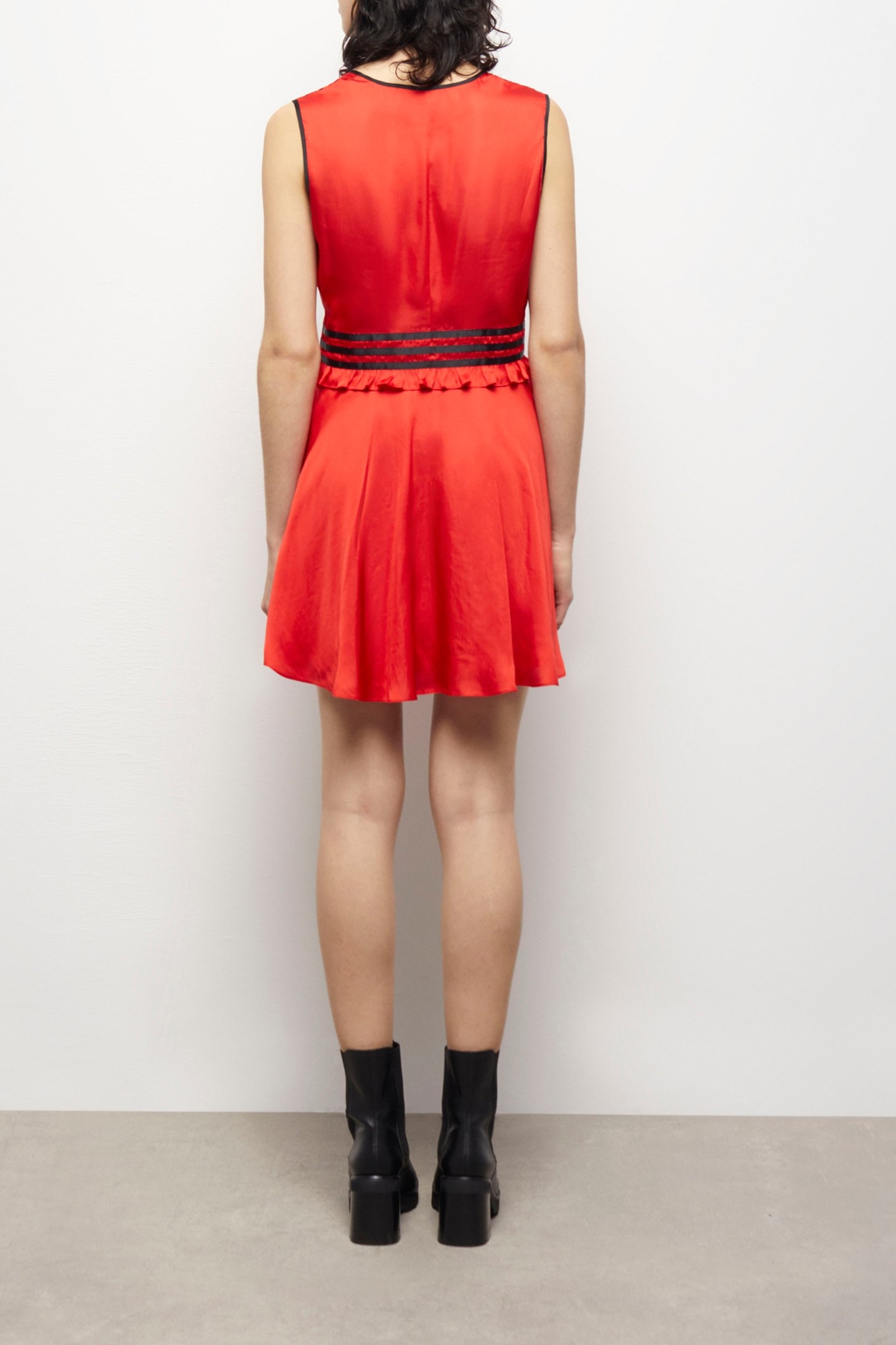 SHORT SLEEVELESS DRESS RED 3