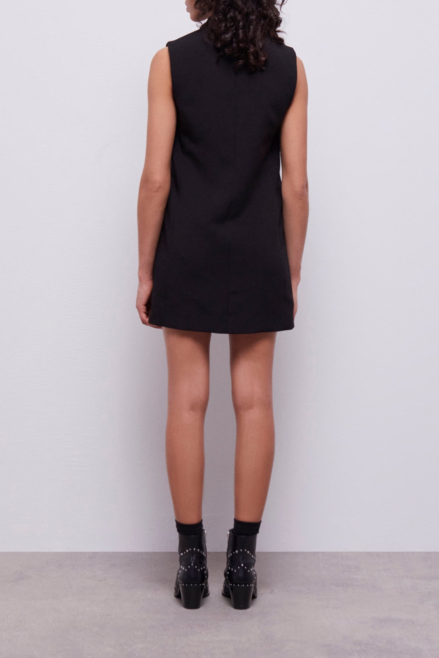 SLEEVELESS TAILORED DRESS BLACK 2
