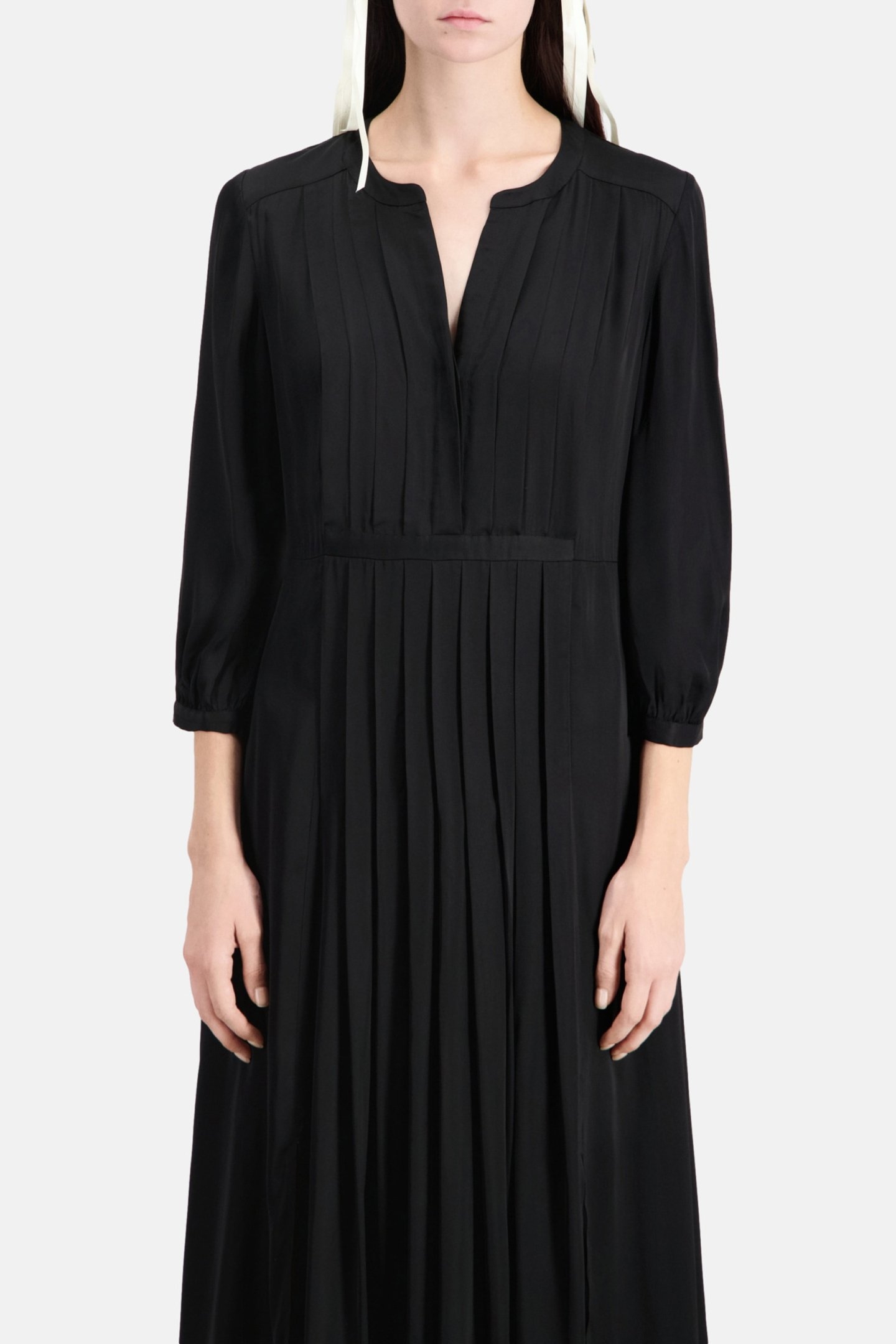 LONG PLEATED DRESS BLACK 5