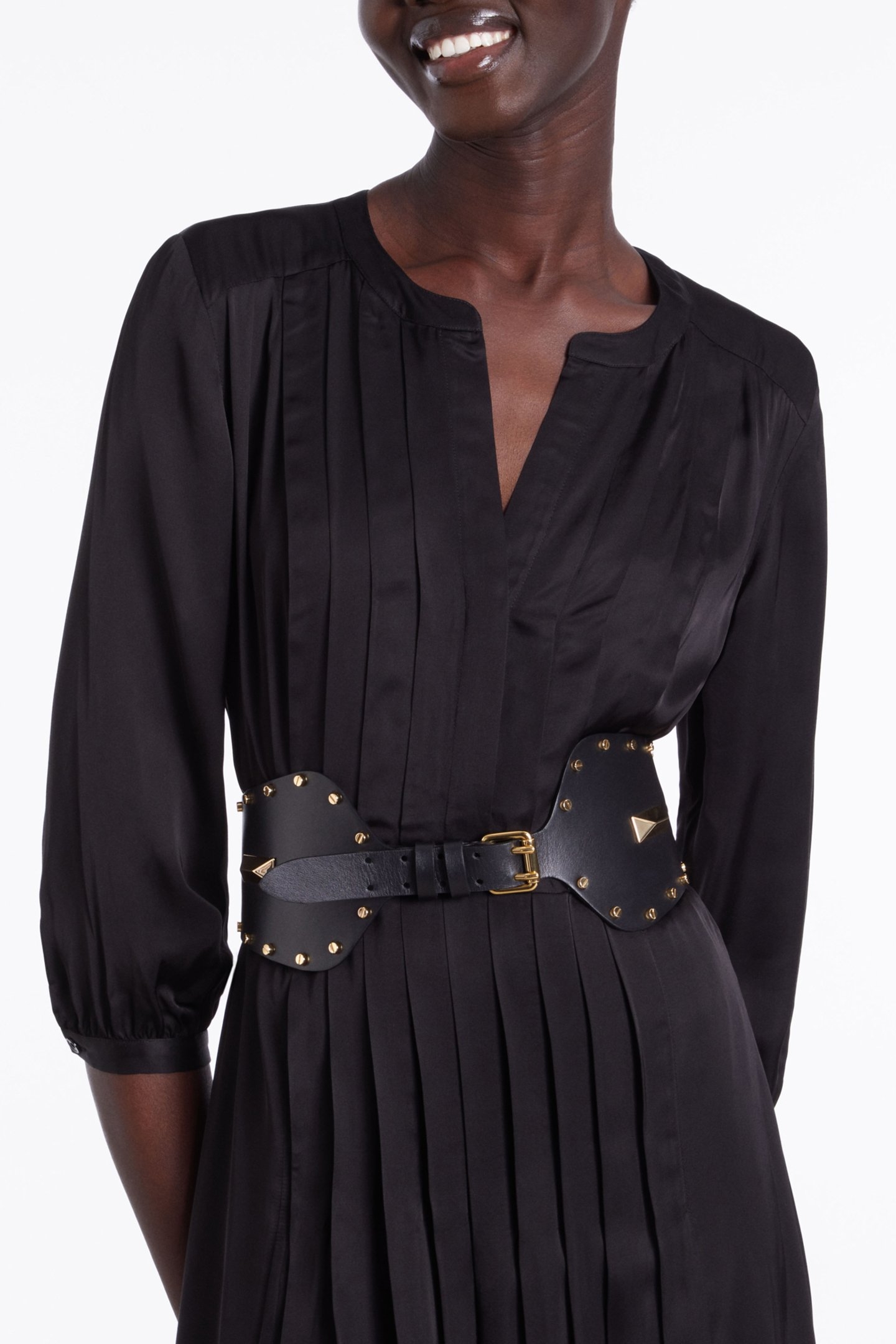 LONG PLEATED DRESS BLACK 6