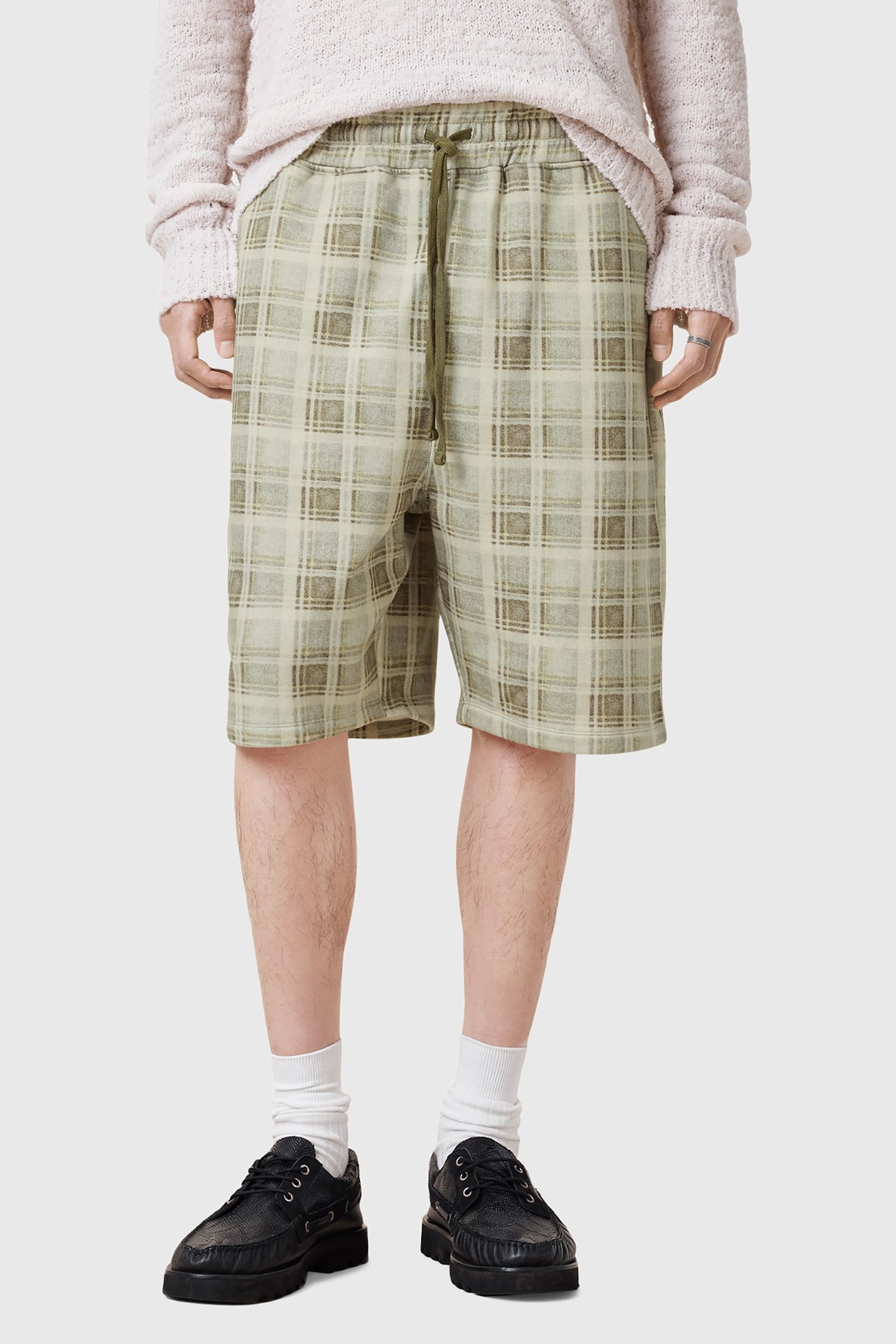 BENJI SWEATSHORT DUSTY LIGHT BROWN 1