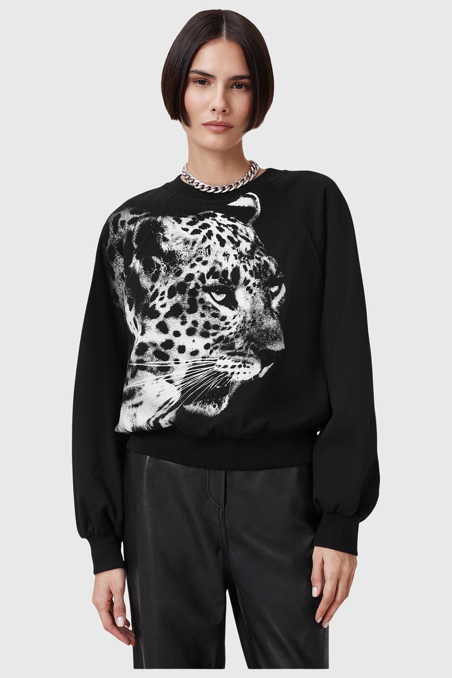 KIARA CYGNET SWEAT BLACK 1