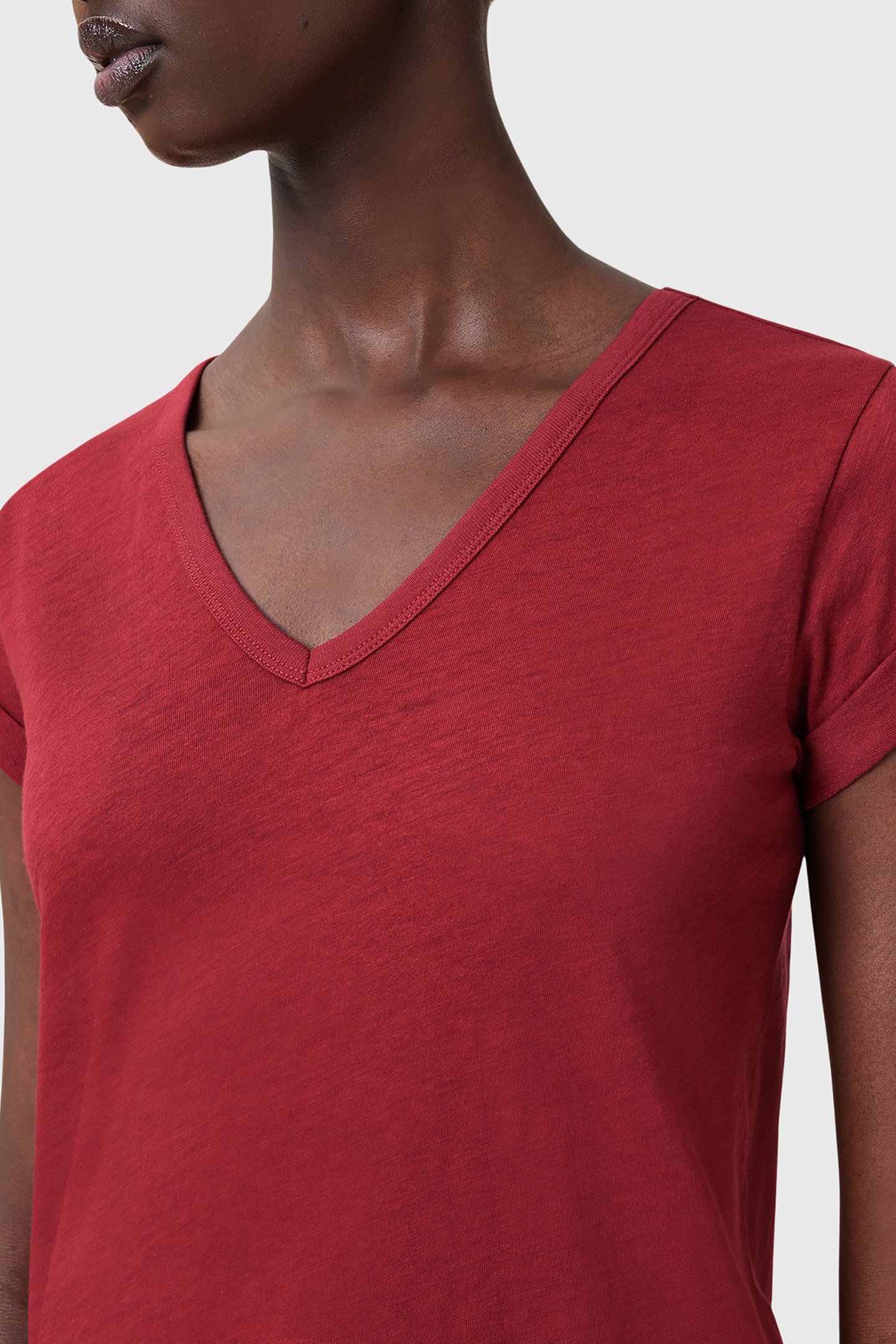 ANNA V TEE BURNT BRICK RED 6