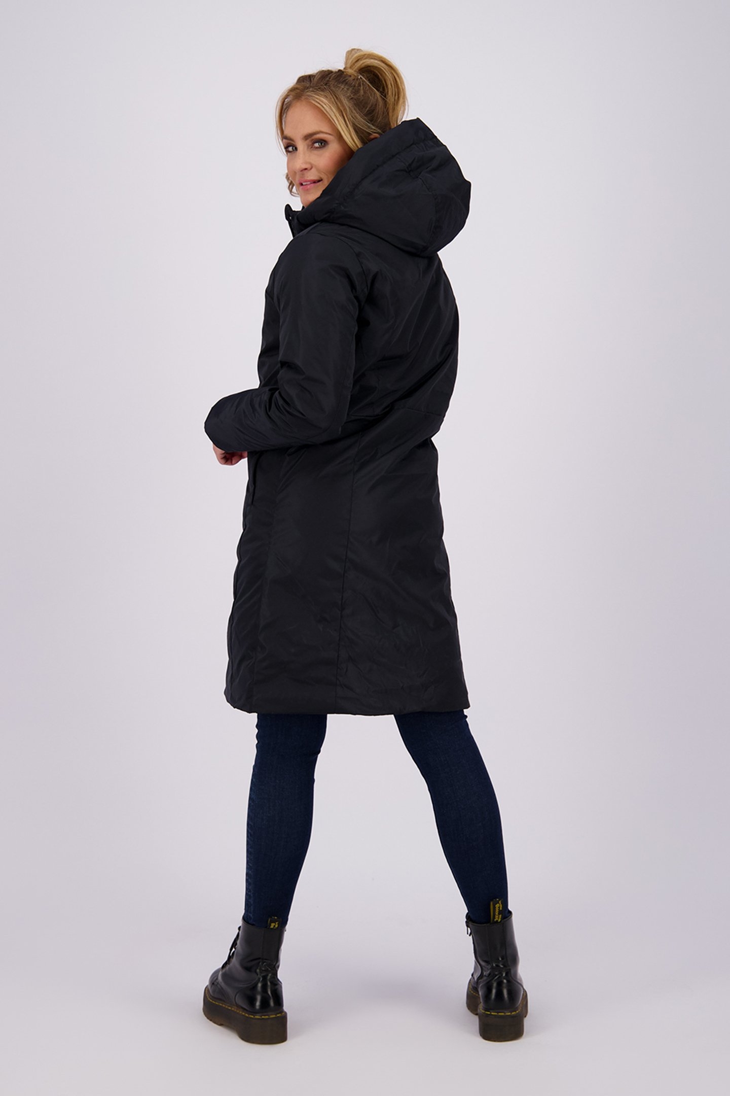 FIEN JACKETS DEEP BLACK 2