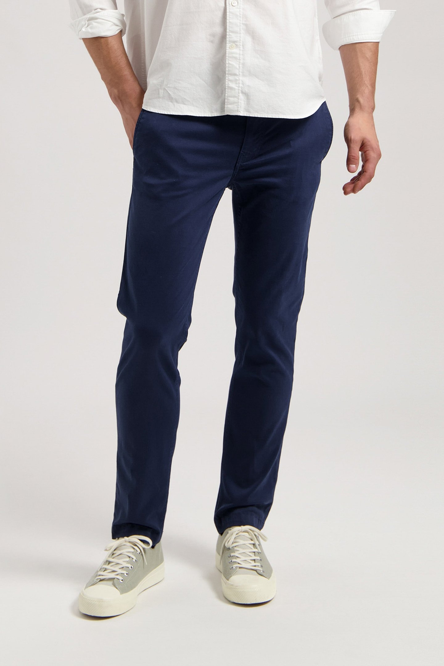 SCOTT MID TAPERED NAVY 1