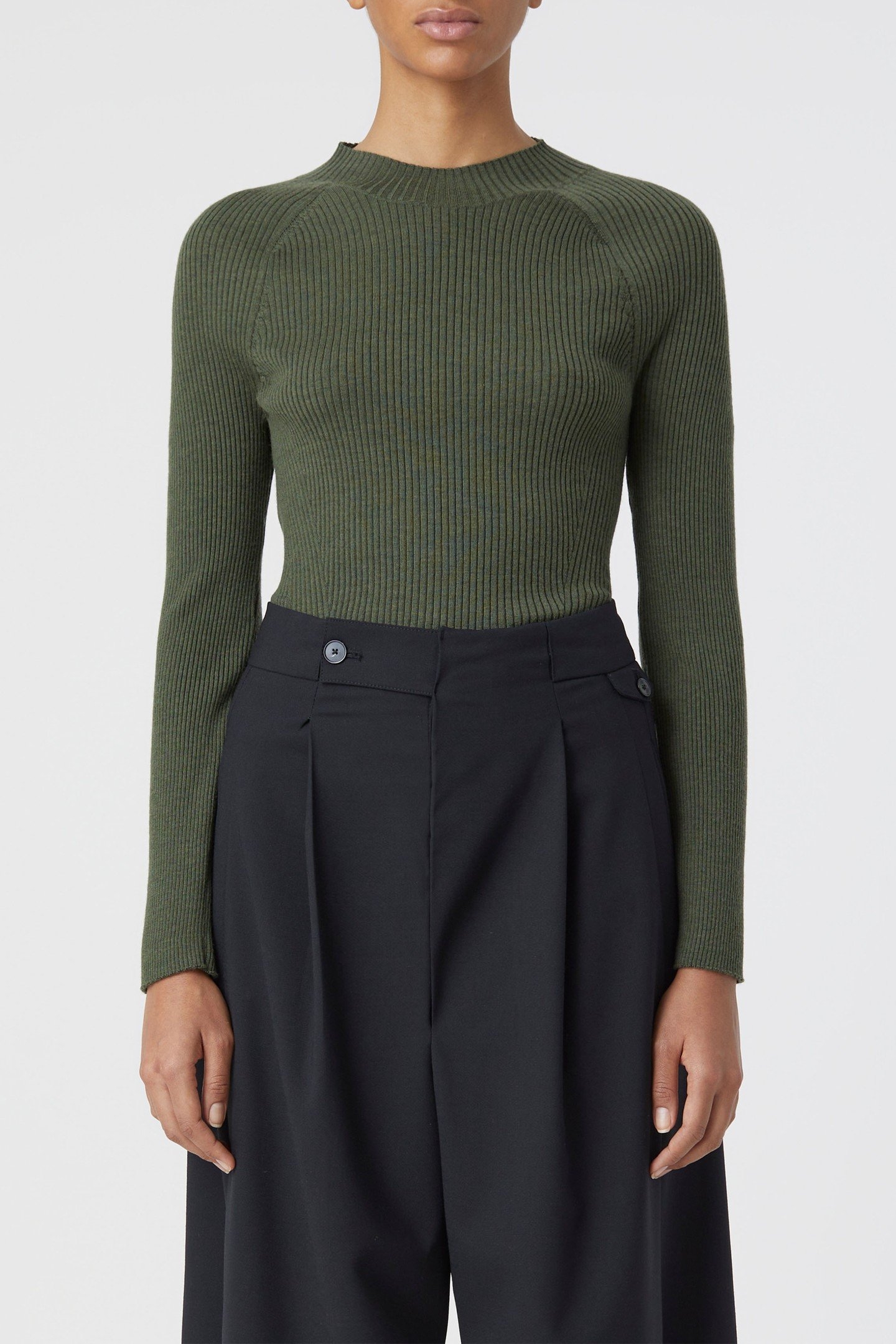 CREW NECK LONG SLEEVE KNITS ARMY GREEN 2